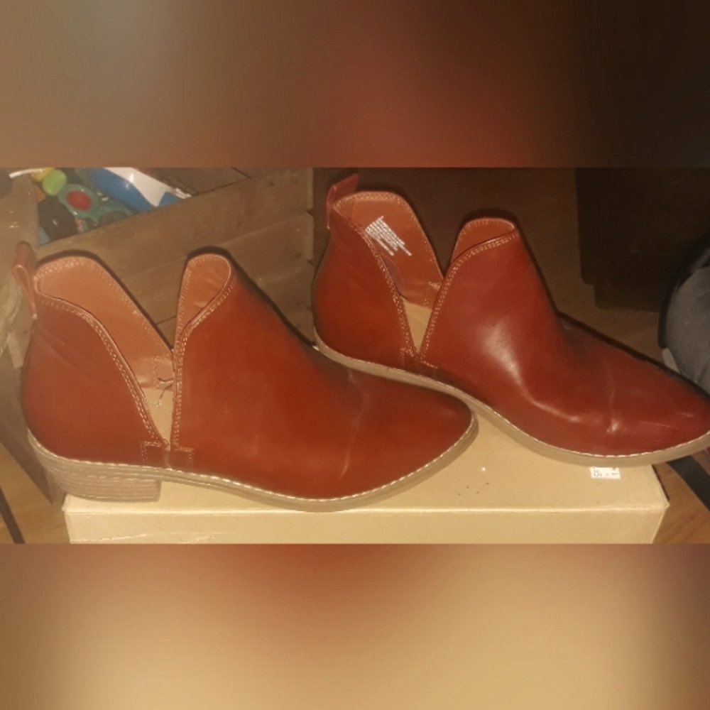Ankle high slip up boot